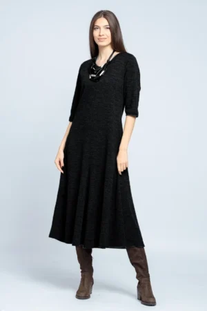 Rochie cambrata din lana neagra