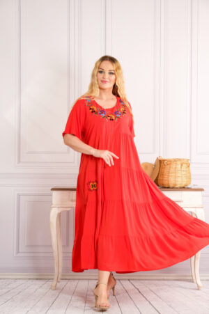 Rochie corai boho chic cu aplicatie florala pe bust