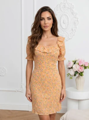 rochie-cu-imprimeu-floral-si-volanase