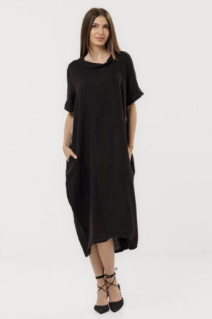Rochie neagra din in cu croiala oversized si guler lejer