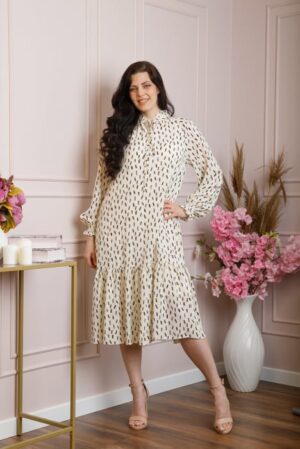 Rochie eleganta Antoinette ecru cu volanase