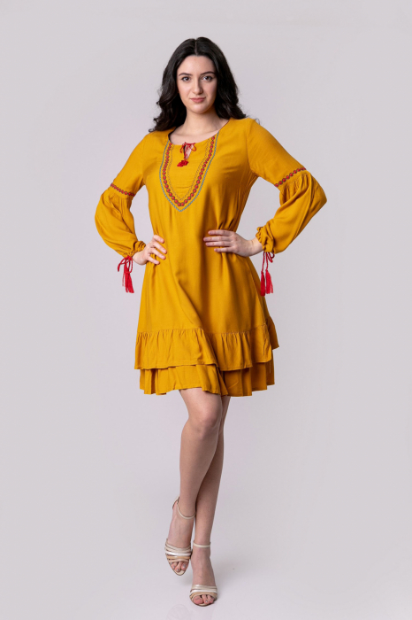 Rochie galben mustar boho chic cu volane si maneca lunga