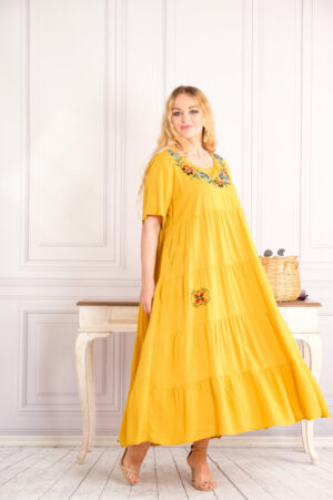 Rochie galbena boho chic cu aplicatie florala pe bust