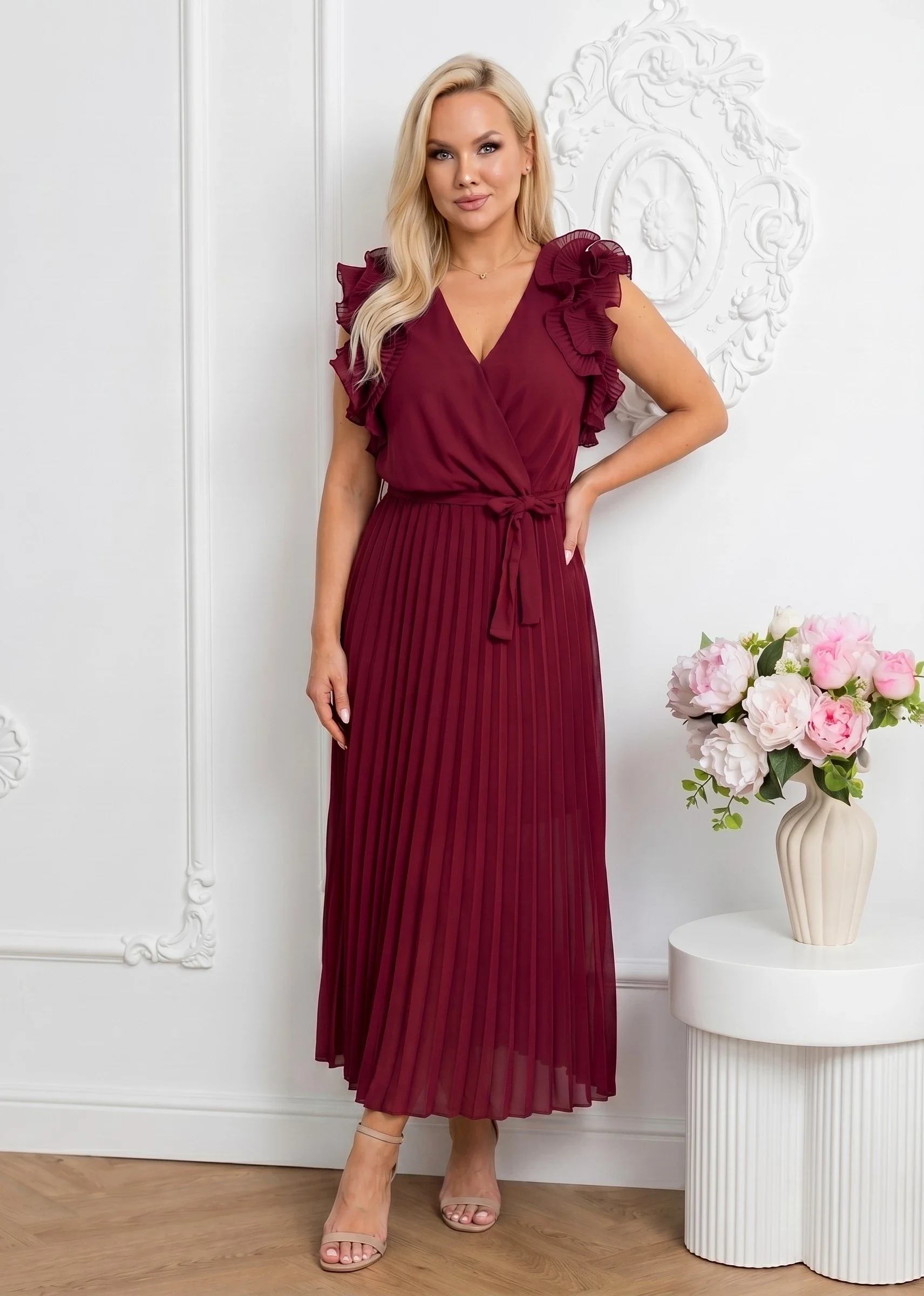 Rochie lunga eleganta cu pliuri ...