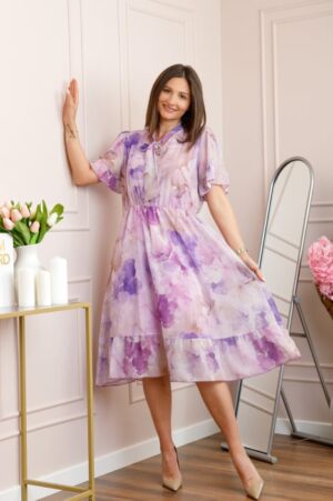 Rochie midi lila Annalise cu imprimeu floral si funda la decolteu