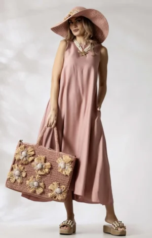 Rochie de zi din vascoza de culoare roz pudra