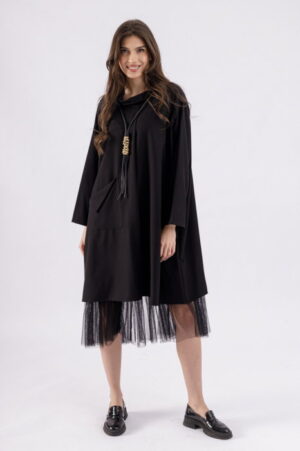 Rochie neagra oversize din stofa subtire suprapusa