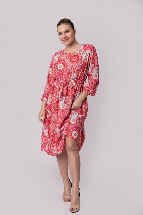 Rochie office cu imprimeuri mandala rosii si cordon in talie