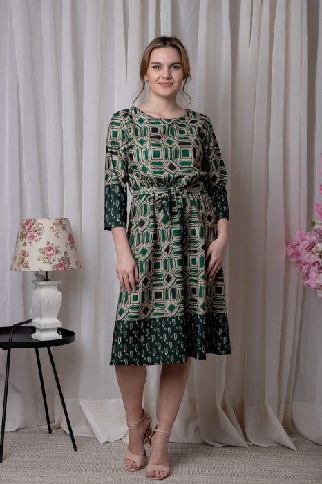 Rochie office verde smarald cu imprimeuri geometrice crem si cordon in talie