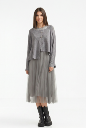 Rochie suprapusa din tulle cu puloveras cu nasturi metalici gri