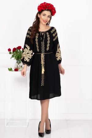 Rochie traditionala din vascoza neagra Ecaterina cu broderie bej