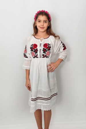 Rochie traditionala fetite Andrea 3