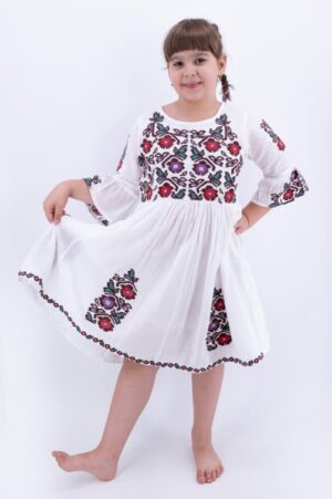 Rochie traditionala fetite Fiorela 7