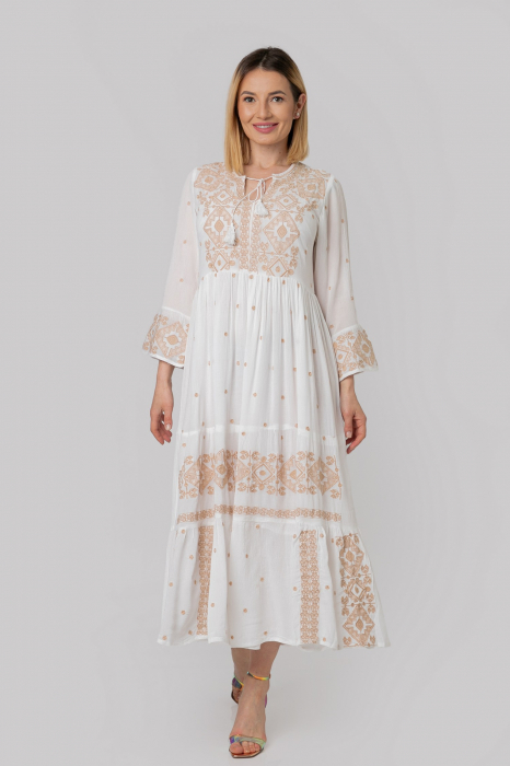 Rochie traditionala alba cu motiv geometric crem Virginia 01