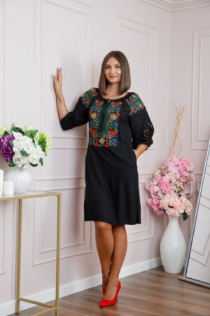 Rochie traditionala neagra cu motiv floral multicolor Simona 04