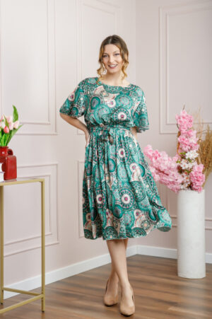 Rochie verde cu imprimeuri mandala si volanas la maneci