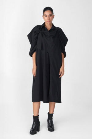 Rochie neagra oversize cu maneci bufante si ample