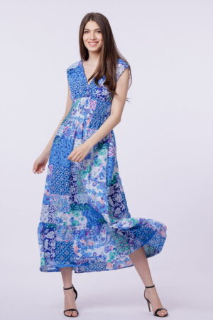 Rochie cu talia evidentiata si bust petrecut