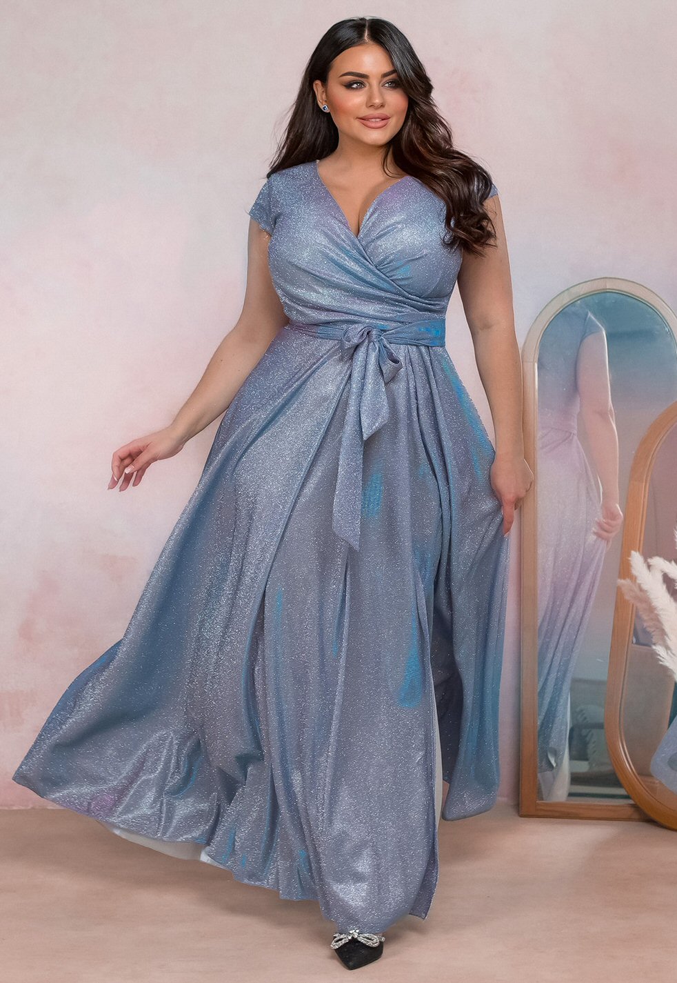 Rochie eleganta in marimi mari