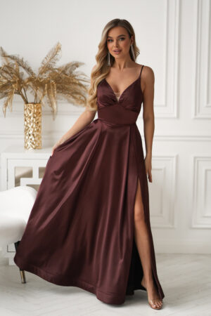 Rochie eleganta lunga satin maro ciocolatiu cu bust tip corset vaporoasa Saphira