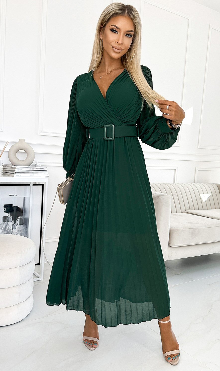 Rochie lunga verde smarald plisata din chiffon cu maneca lunga vaporoasa Vaneira