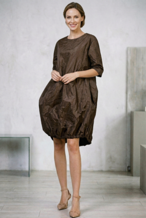 Rochie midi cu volum tip balon din tafta cu memorie