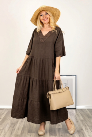 Rochie oversize cu volane si broderie la decolteu