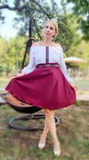Rochie stilizata cu motive traditionale Margareta 3