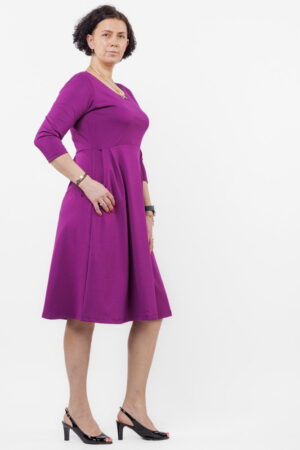 Rochie taiata in talie din jerseu de vascoza