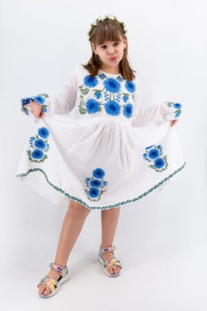 Rochie traditionala fetite Fiorela 4