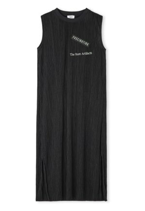 Rochie cu croiala dreapta si model text - Negru
