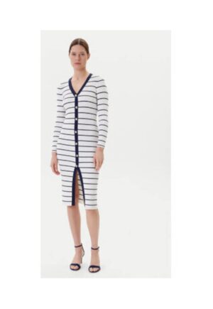 Rochie cambrata cu decolteu in V si model cu dungi